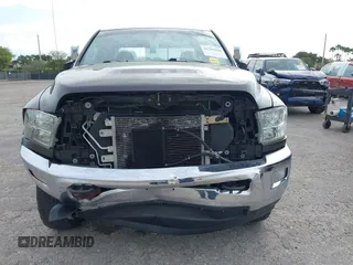 2010 Dodge Ram 2500 SLT with VIN 3D7UT2CL5AG172425, listed as a IAAI auction lot 41792566 with 185,236 mi miles. Bid and sale history available at carsss.com. Image 6.
