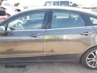 2017 Ford Fusion S with VIN 3FA6P0G73HR240251, listed as a IAAI auction lot 41940426 with 282,023 mi miles. Bid and sale history available at carsss.com. Image 14.