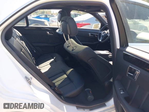 2016 Mercedes-Benz E E 400 with VIN WDDHF6HBXGB224522, listed as a IAAI auction lot 42091628 with 49,023 mi miles. Bid and sale history available at carsss.com. Image 8.