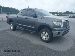2012 Toyota Tundra z VIN 5TFUW5F10CX265994, wystawiony jako IAAI lot #42172968 z przebiegiem 197 493 mil mil oraz . Historia ofert i sprzedaży dostępna na DreamBid. Obrazek 1.