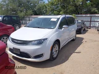 2020 Chrysler Pacifica Limited z VIN 2C4RC1GG6LR171708, wystawiony jako IAAI lot #42016454 z przebiegiem 97 162 mil mil oraz . Historia ofert i sprzedaży dostępna na DreamBid. Obrazek 20.