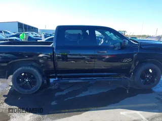 2014 Ram 1500 Express z VIN 1C6RR6KT8ES336361, wystawiony jako IAAI lot #41390683 z przebiegiem 130 244 mil mil oraz . Historia ofert i sprzedaży dostępna na DreamBid. Obrazek 14.
