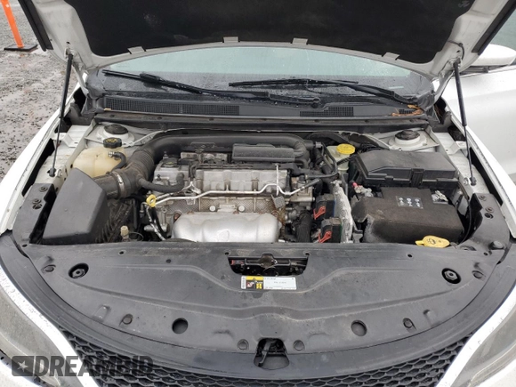 2015 Chrysler 200 Limited with VIN 1C3CCCABXFN554653, listed as a Copart auction lot 44236715 with 180,412 mi miles and Salvage Title. Bid and sale history available at carsss.com. Image 11.