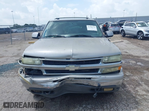 2004 Chevrolet Suburban Z71 with VIN 3GNFK16Z34G288542, listed as a IAAI auction lot 42504733 with 249,094 mi miles and . Bid and sale history available at DreamBid. Image 12.