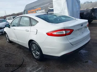 2013 Ford Fusion S with VIN 3FA6P0G73DR160667, listed as a IAAI auction lot 40964633 with 130,487 mi miles. Bid and sale history available at carsss.com. Image 3.