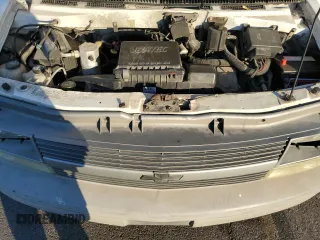 2005 Chevrolet Astro Cargo Van with VIN 1GCDM19X75B129778, listed as a Copart auction lot 51354005 with 152,893 mi miles and Salvage Title. Bid and sale history available at carsss.com. Image 11.