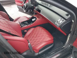 2022 Mercedes-Benz S 500 with VIN W1K6G6DB0NA148354, listed as a IAAI auction lot 41724082 with 34,116 mi miles and . Bid and sale history available at DreamBid. Image 5.