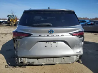 2021 Toyota Sienna LE with VIN 5TDKRKEC5MS031518, listed as a Copart auction lot 81597184 with 52,829 mi miles and Salvage Title. Bid and sale history available at carsss.com. Image 6.