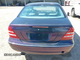 2005 Mercedes-Benz C 230 Kompressor with VIN WDBRF40J45F686777, listed as a IAAI auction lot 41675146 with Not Provided miles and . Bid and sale history available at DreamBid. Image 17.