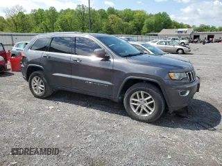 2017 Jeep Grand Cherokee Altitude with VIN 1C4RJFAG3HC843784, listed as a Copart auction lot 55332995 with 205,070 mi miles and Clean title. Bid and sale history available at DreamBid. Image 4.