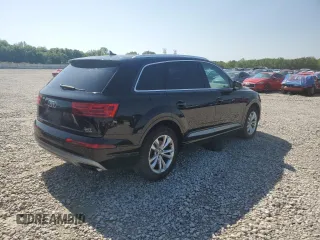 2017 Audi Q7 Premium Plus with VIN WA1LAAF79HD043173, listed as a Copart auction lot 53082535 with 120,344 mi miles and Clean Title. Bid and sale history available at DreamBid. Image 3.