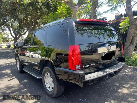2007 Cadillac Escalade z VIN 1GYFK63847R329003, wystawiony jako Copart lot #62036565 z przebiegiem 188 730 mil mil oraz Czysty tytuł • Clean title. Historia ofert i sprzedaży dostępna na DreamBid. Obrazek 3.