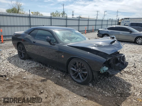 2019 Dodge Challenger R/T Scat Pack z VIN 2C3CDZFJ9KH750103, wystawiony jako Copart lot #56277845 z przebiegiem 58 018 mil mil oraz Szkoda całkowita • Salvage title. Historia ofert i sprzedaży dostępna na DreamBid. Obrazek 4.