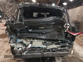 2020 Land Rover Range Rover Sport HSE z VIN SALWR2SU7LA733651, wystawiony jako IAAI lot #41410906 z przebiegiem 26 893 mil mil oraz . Historia ofert i sprzedaży dostępna na DreamBid. Obrazek 17.