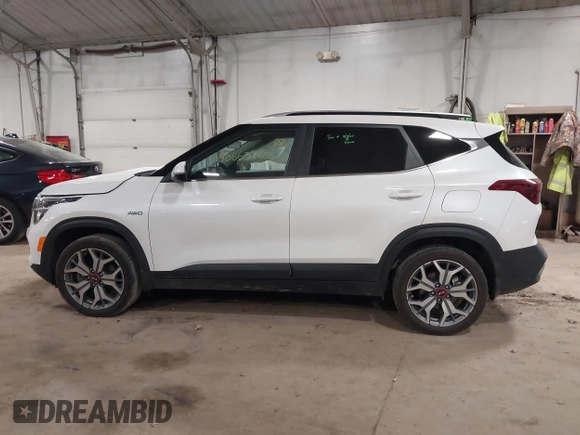 2021 Kia Seltos S with VIN KNDEUCA24M7104385, listed as a IAAI auction lot 40663983 with 51,290 mi miles. Bid and sale history available at carsss.com. Image 14.