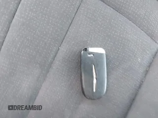 2015 Chrysler 200 Limited с VIN 1C3CCCAB8FN547054, выставлен на аукционе IAAI как лот 42455432 с пробегом 180 265 миль миль и . История ставок и продаж доступна на DreamBid. Изображение 11.