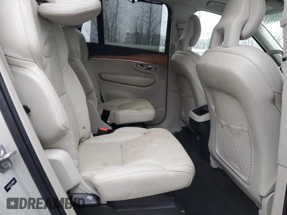2020 Volvo XC90 Inscription with VIN YV4A221L1L1618474, listed as a Copart auction lot 45589905 with 87,455 mi miles and Salvage title. Bid and sale history available at DreamBid. Image 11.