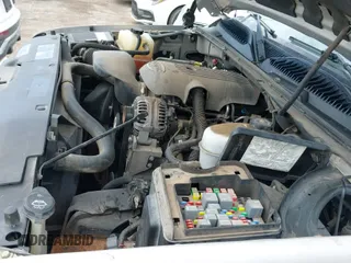 2005 Chevrolet Suburban LS с VIN 1GNEC16Z05J132564, выставлен на аукционе IAAI как лот 42614980 с пробегом 229 739 миль миль и . История ставок и продаж доступна на DreamBid. Изображение 20.