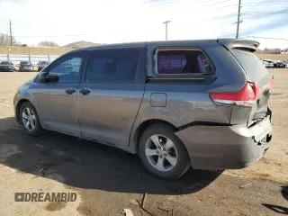 2013 Toyota Sienna L с VIN 5TDZK3DCXDS322283, выставлен на аукционе Copart как лот 43822525 с пробегом 151 341 миль миль и Списание • Salvage title. История ставок и продаж доступна на DreamBid. Изображение 2.