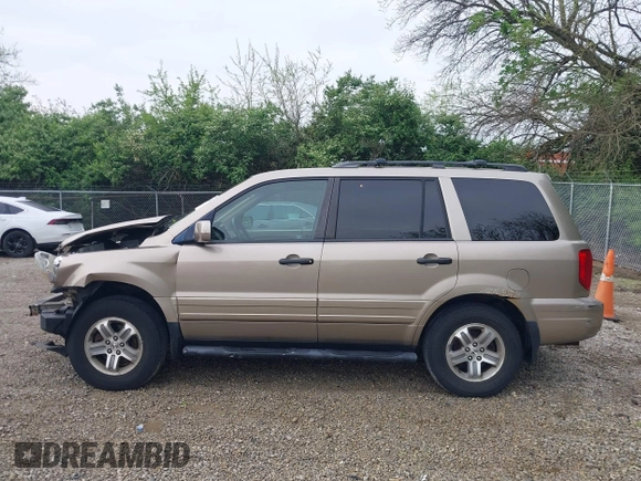 2005 Honda Pilot EX-L z VIN 2HKYF187X5H548431, wystawiony jako IAAI lot #42202692 z przebiegiem 199 889 mil mil oraz . Historia ofert i sprzedaży dostępna na DreamBid. Obrazek 15.