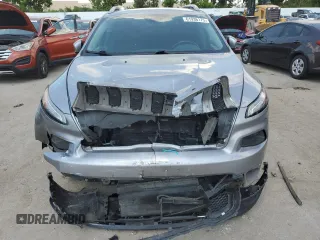 2016 Jeep Cherokee Altitude с VIN 1C4PJMCB7GW210196, выставлен на аукционе Copart как лот 61936175 с пробегом 108 836 миль миль и Списание • Salvage title. История ставок и продаж доступна на DreamBid. Изображение 5.
