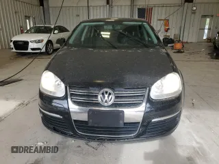 2010 Volkswagen Jetta SE z VIN 3VWRZ7AJ6AM008385, wystawiony jako Copart lot #57527875 z przebiegiem 194 632 mil mil oraz Nie do naprawy • Non repairable. Historia ofert i sprzedaży dostępna na DreamBid. Obrazek 5.