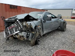 2024 GMC Sierra 3500HD Denali z VIN 1GT49WEY5RF266374, wystawiony jako Copart lot #73176454 z przebiegiem Nie podano mil oraz Szkody całkowita. Historia ofert i sprzedaży dostępna na DreamBid. Obrazek 1.