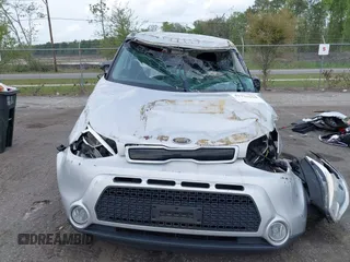 2016 Kia Soul ! with VIN KNDJX3A55G7855676, listed as a IAAI auction lot 41930250 with 97,168 mi miles. Bid and sale history available at carsss.com. Image 12.
