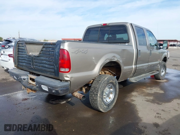 2003 Ford F-350 XL z VIN 1FTSW31P63EC46630, wystawiony jako IAAI lot #41699789 z przebiegiem 129 633 mil mil oraz . Historia ofert i sprzedaży dostępna na DreamBid. Obrazek 4.