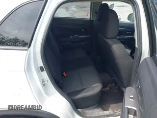 2021 Mitsubishi Outlander SE z VIN JA4APVAU9MU022067, wystawiony jako IAAI lot #42424354 z przebiegiem 74 731 mil mil oraz . Historia ofert i sprzedaży dostępna na DreamBid. Obrazek 8.