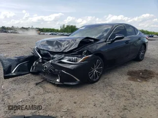 2025 Lexus ES 350 with VIN 58ADZ1B15SU197251, listed as a Copart auction lot 55199845 with 3,865 mi miles and Salvage title. Bid and sale history available at DreamBid. Image 1.