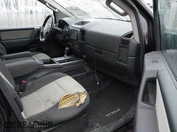 2012 Nissan Titan SV with VIN 1N6BA0EJ0CN303050, listed as a IAAI auction lot 41892370 with 120,018 mi miles. Bid and sale history available at carsss.com. Image 5.