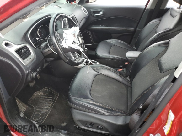 2017 Jeep Compass Latitude z VIN 3C4NJDBB5HT681683, wystawiony jako Copart lot #62938685 z przebiegiem 163 017 mil mil oraz Szkoda całkowita • Salvage title. Historia ofert i sprzedaży dostępna na DreamBid. Obrazek 7.