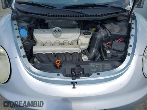 2009 Volkswagen Beetle S with VIN 3VWRG31Y09M406134, listed as a Copart auction lot 69293484 with 116,733 mi miles and Salvage title. Bid and sale history available at DreamBid. Image 11.