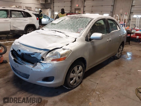 2007 Toyota Yaris with VIN JTDBT923271055260, listed as a IAAI auction lot 41600494 with 70,411 mi miles. Bid and sale history available at carsss.com. Image 17.