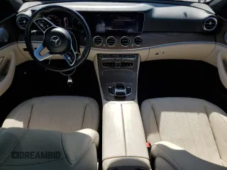2019 Mercedes-Benz E 300 with VIN WDDZF4JBXKA596623, listed as a Copart auction lot 58377775 with 44,951 mi miles and Salvage title. Bid and sale history available at DreamBid. Image 8.