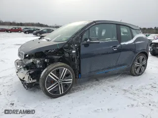 2018 BMW i3 with VIN WBY7Z2C5XJVE65043, listed as a Copart auction lot 44222705 with 44,635 mi miles and Salvage Title. Bid and sale history available at carsss.com. Image 1.