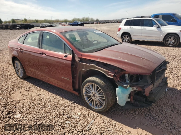 2014 Ford Fusion SE Hybrid with VIN 3FA6P0LU3ER366682, listed as a Copart auction lot 44687185 with 60,440 mi miles and Salvage Title. Bid and sale history available at DreamBid. Image 4.
