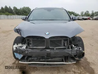 2017 BMW X1 xDrive28i with VIN WBXHT3Z3XH4A53999, listed as a Copart auction lot 60500265 with 43,377 mi miles and Salvage title. Bid and sale history available at DreamBid. Image 5.