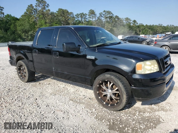 2005 Ford F-150 XLT z VIN 1FTPW12515FA23626, wystawiony jako Copart lot #53119335 z przebiegiem 272 568 mil mil oraz Czysty tytuł • Clean title. Historia ofert i sprzedaży dostępna na DreamBid. Obrazek 4.