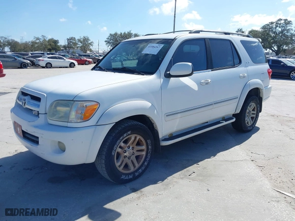 2005 Toyota Sequoia SR5 with VIN 5TDZT34A75S258880, listed as a IAAI auction lot 41584267 with 221,917 mi miles. Bid and sale history available at carsss.com. Image 2.