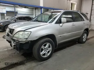 2001 Lexus RX 300 with VIN JTJHF10U310213467, listed as a Copart auction lot 83405024 with 177,059 mi miles and Salvage Title. Bid and sale history available at carsss.com. Image 1.