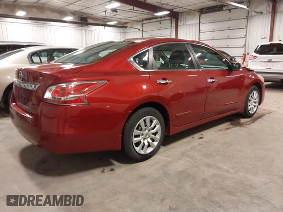 2015 Nissan Altima 2.5 SV with VIN 1N4AL3APXFC117008, listed as a IAAI auction lot 41938241 with 121,549 mi miles. Bid and sale history available at carsss.com. Image 4.