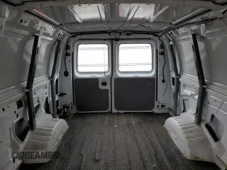 2008 Ford Econoline Cargo Commercial with VIN 1FTNE24W38DA68119, listed as a Copart auction lot 53329525 with 174,174 mi miles and Clean Title. Bid and sale history available at DreamBid. Image 10.