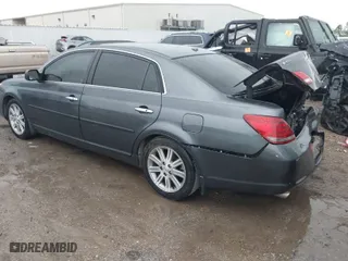 2009 Toyota Avalon XL with VIN 4T1BK36B19U333046, listed as a IAAI auction lot 41895870 with 185,626 mi miles. Bid and sale history available at carsss.com. Image 3.