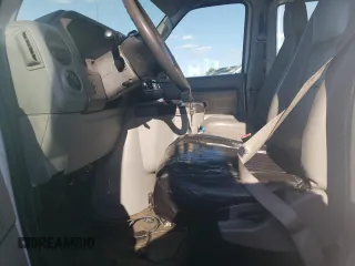 2013 Ford Econoline Cargo Commercial with VIN 1FTNS1EWXDDA84653, listed as a Copart auction lot 70840674 with 281,776 mi miles and Clean Title. Bid and sale history available at carsss.com. Image 7.