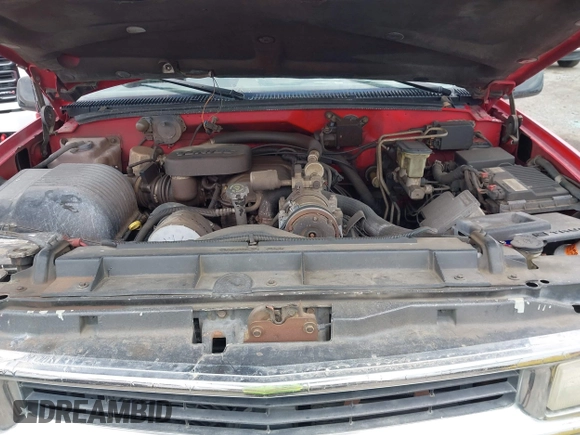 1996 Chevrolet Suburban with VIN 1GNGK26J6TJ327156, listed as a IAAI auction lot 41858544 with 195,532 mi miles. Bid and sale history available at carsss.com. Image 10.
