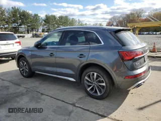 2023 Audi Q5 S line Premium Plus z VIN WA1EAAFY6P2052165, wystawiony jako Copart lot #52523495 z przebiegiem Nie podano mil oraz Szkody całkowita. Historia ofert i sprzedaży dostępna na DreamBid. Obrazek 2.