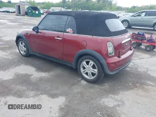 2007 MINI Convertible z VIN WMWRF33597TF66861, wystawiony jako IAAI lot #42278349 z przebiegiem 96 011 mil mil oraz . Historia ofert i sprzedaży dostępna na DreamBid. Obrazek 3.