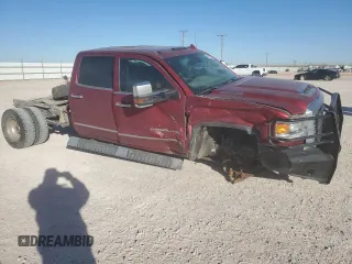 2019 GMC Sierra 3500HD Denali z VIN 1GT42WEY4KF154420, wystawiony jako Copart lot #48477825 z przebiegiem 245 767 mil mil oraz Szkody całkowita. Historia ofert i sprzedaży dostępna na DreamBid. Obrazek 4.